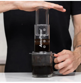 Aeropress Clear: Expresso Nomade
