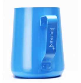Pichet à lait bleu